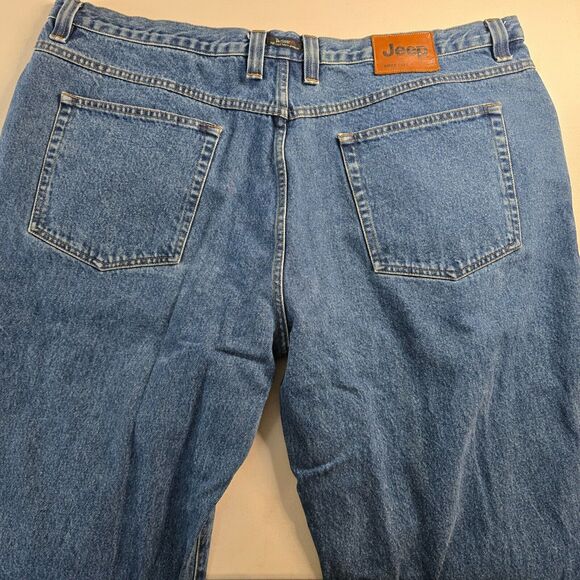 Jeep Jeans Men's 46 x 30 Blue Teflon HT Medium Wash Straight Leg Regular Fit - Picture 13 of 16
